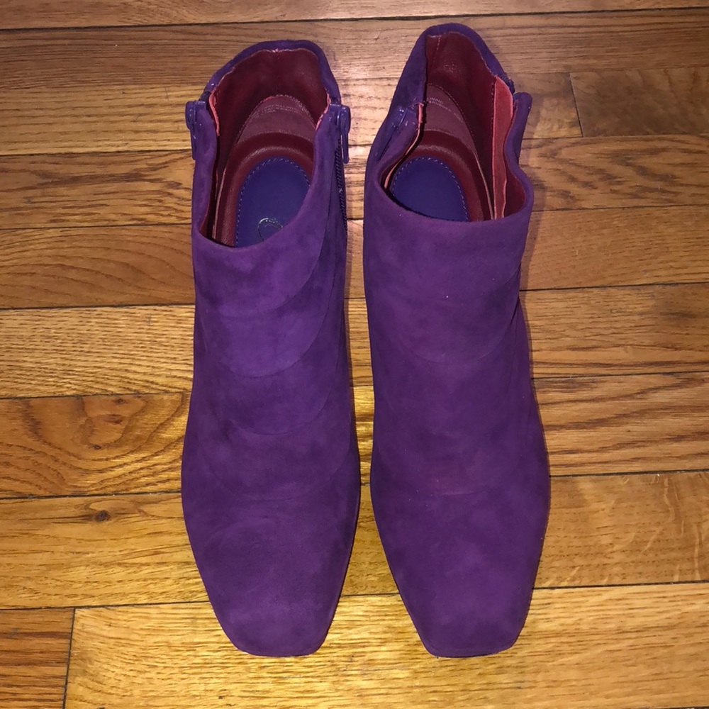 Oh! Healthy Heels Talla Kid Suede Purple Booties